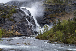 DSC07773-2.jpg