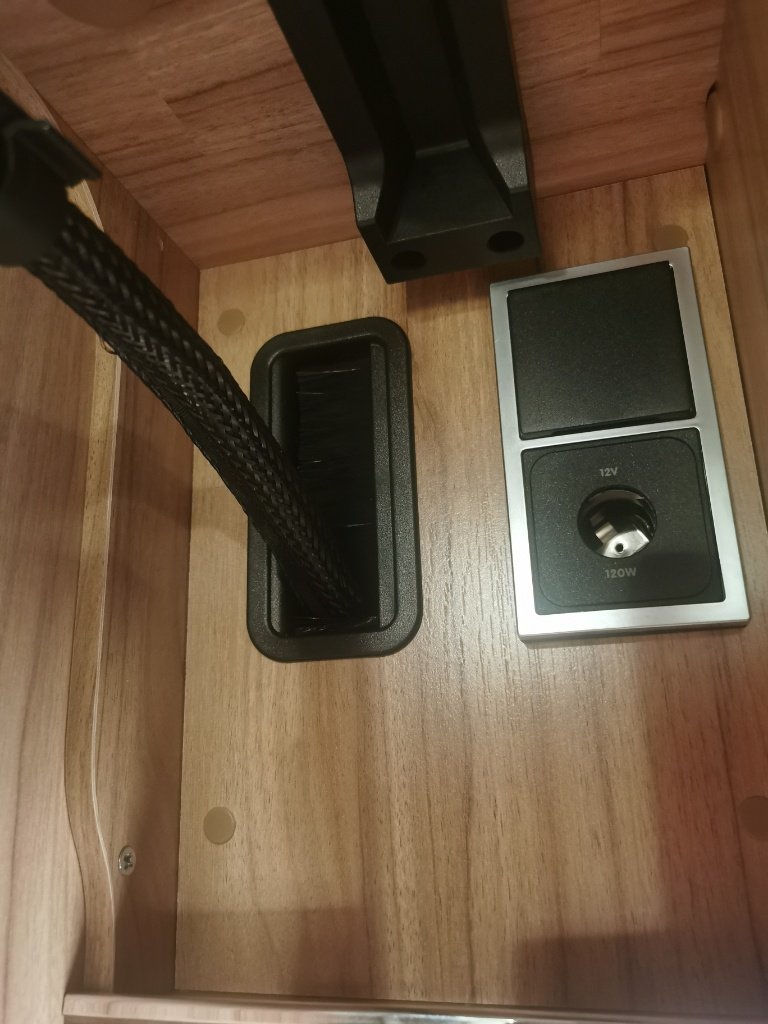 16082243921990.jpg