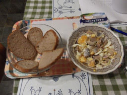 Matjessalat nach Art des Hauses 001.JPG