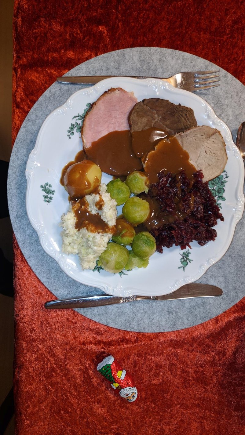 Weihnachtsteller (Copy).jpg