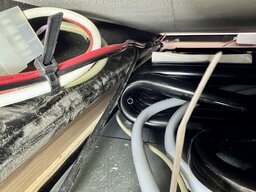 Um den Luftstrom zu verbessern, wird ein Rohr benutzt