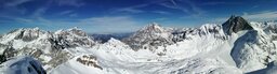 Blick vom Seehorn, 2.322 m hinüber zum Watzmann mit Mittel- und Südspitze 2.713 m, rechts der große &quot;Hundstod&quot; 2.593 m