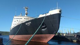 1. Atomeisbrecher in Murmansk
