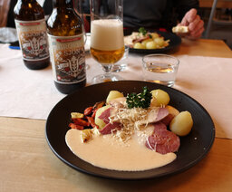 DSC05794.jpg
