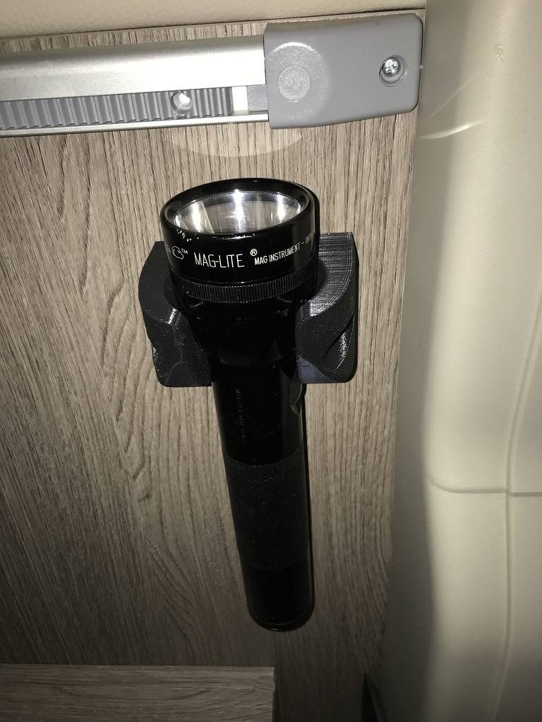 MagLite