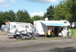 emmendingen-camping--auf-dem-stellplatz.jpg