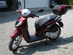 Roller 125 Honda.JPG