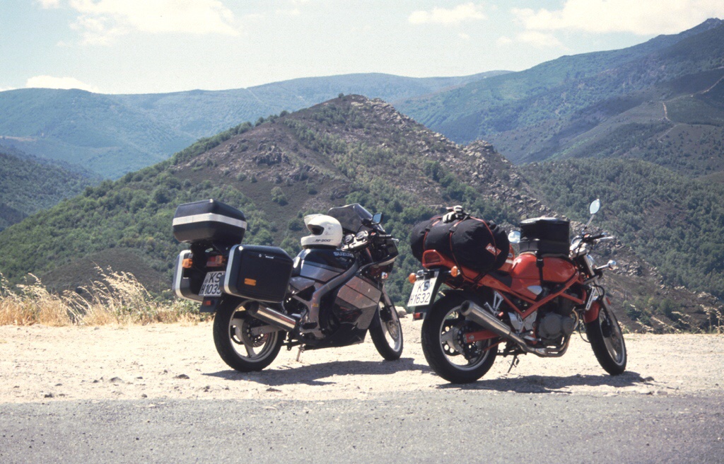 Suzuki Gs500E und Suzuki Bandit400<br />GS 500 und Bandit 400